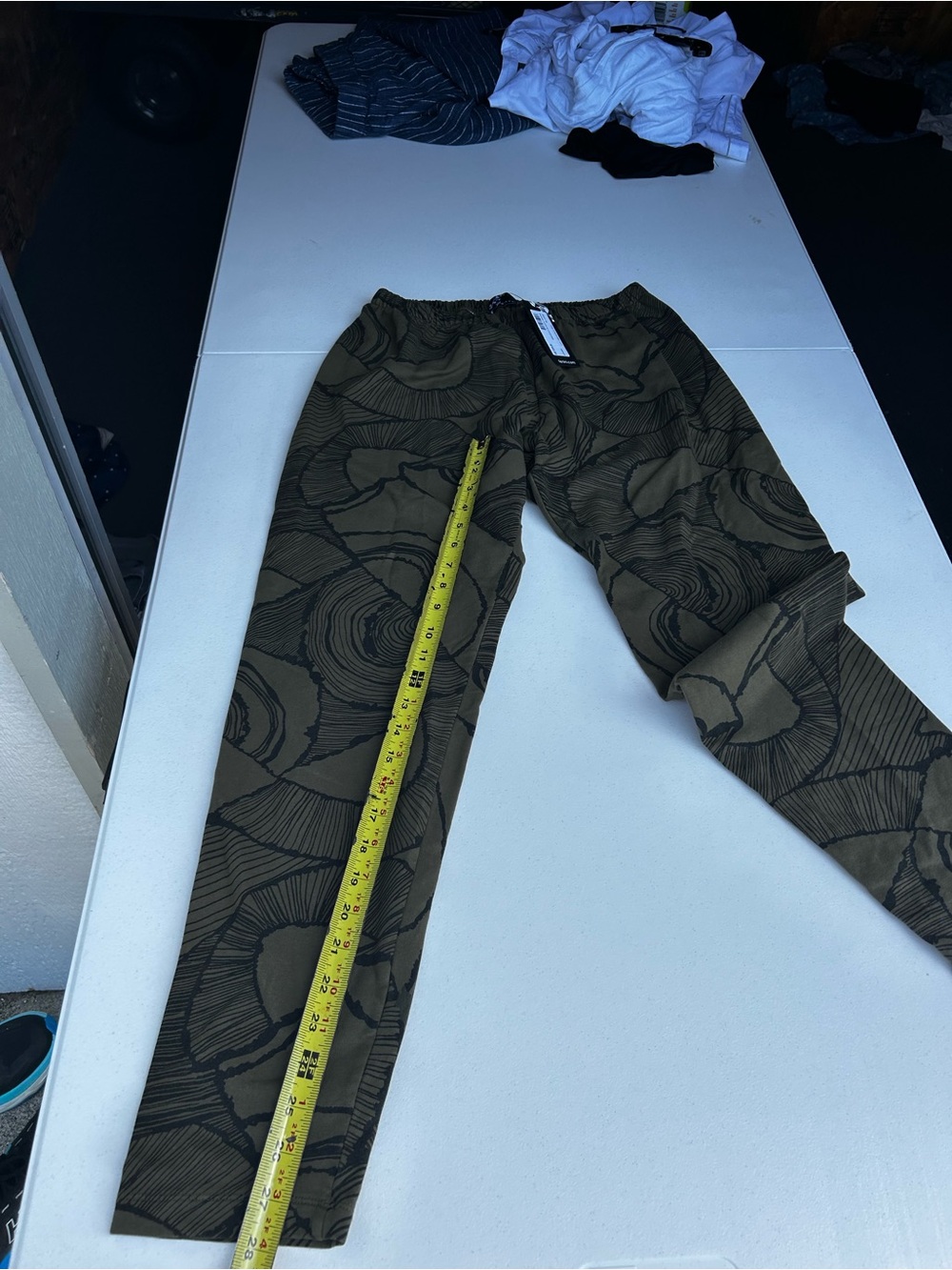 Fenini nwts. Olive Abstract Print Wide-Leg Pants - Picture 6 of 12
